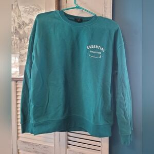 Amisu Essential Collection Teal Crewneck Sweater